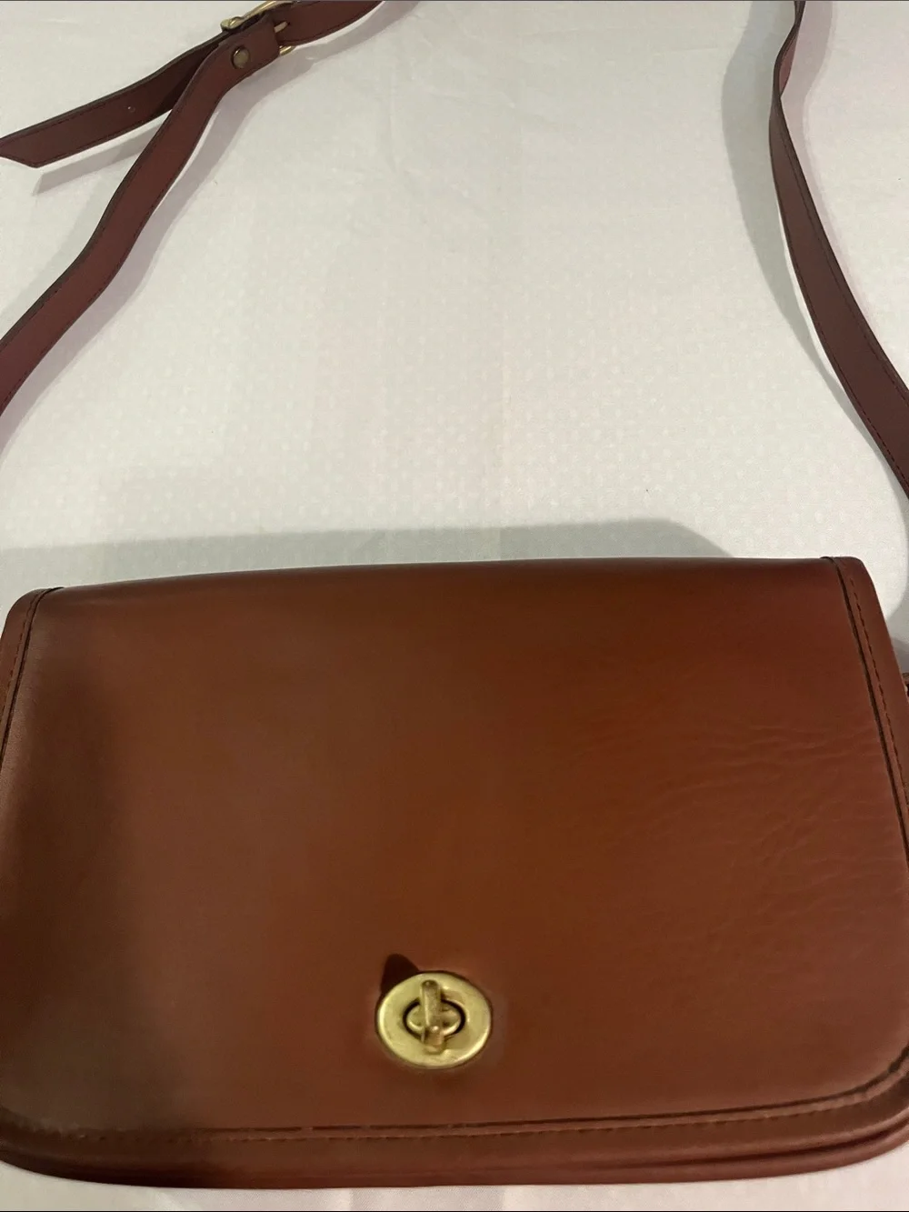Vintage Coach Brown Leather Crossbody with Gold Turn-Lock 9790/ Classic 1980/